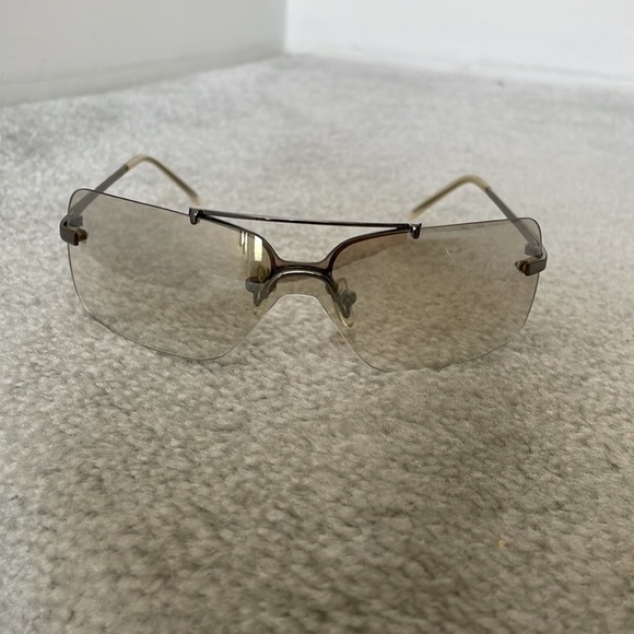 Clear/silver sunglasses, 2000s style - Picture 3 of 5